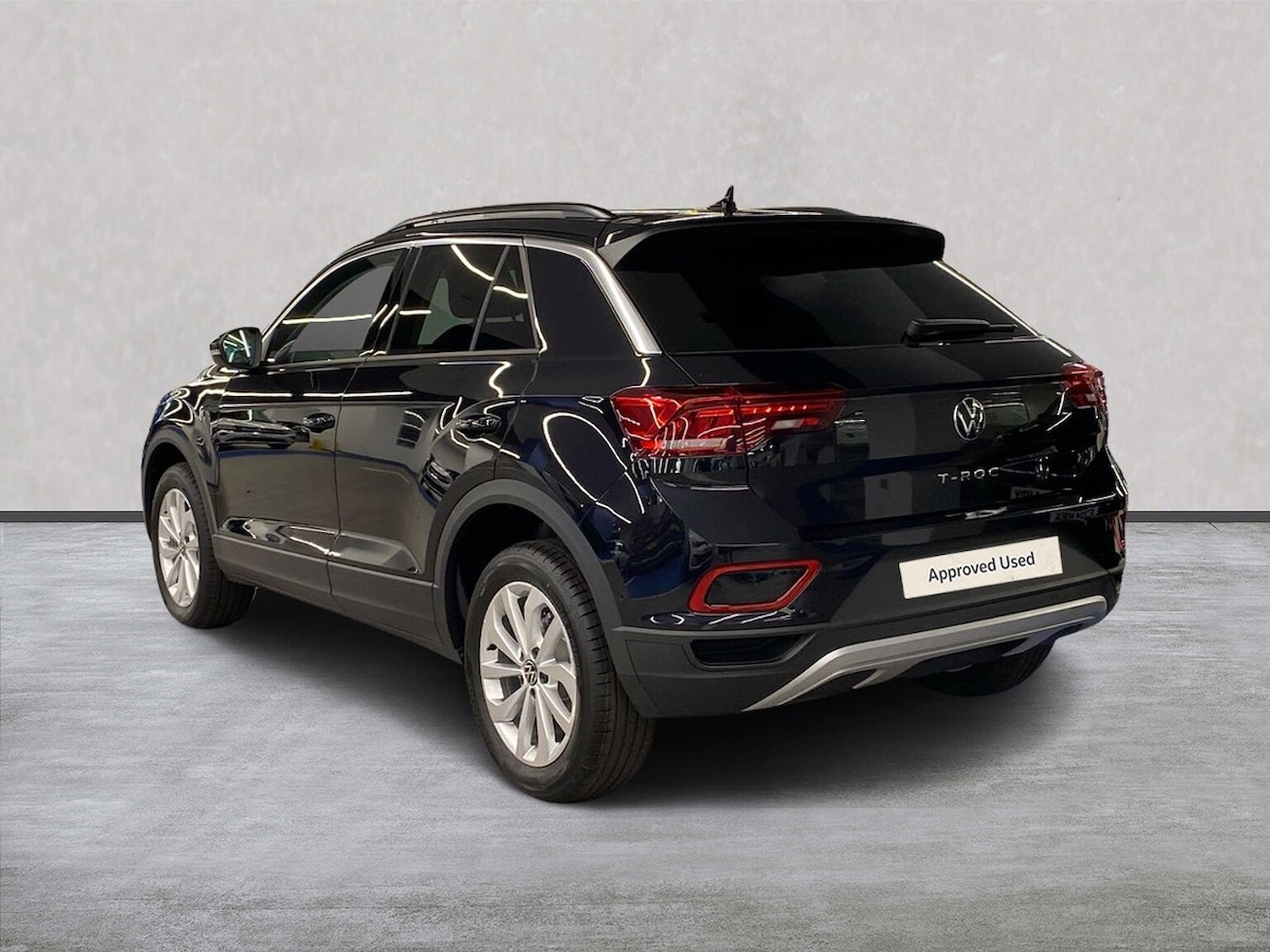 Used Volkswagen T-Roc 2025 for sale - 76219191: Photo 2