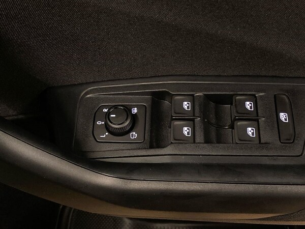 Used Volkswagen T-Roc 2025 for sale - 76219191: Photo 21