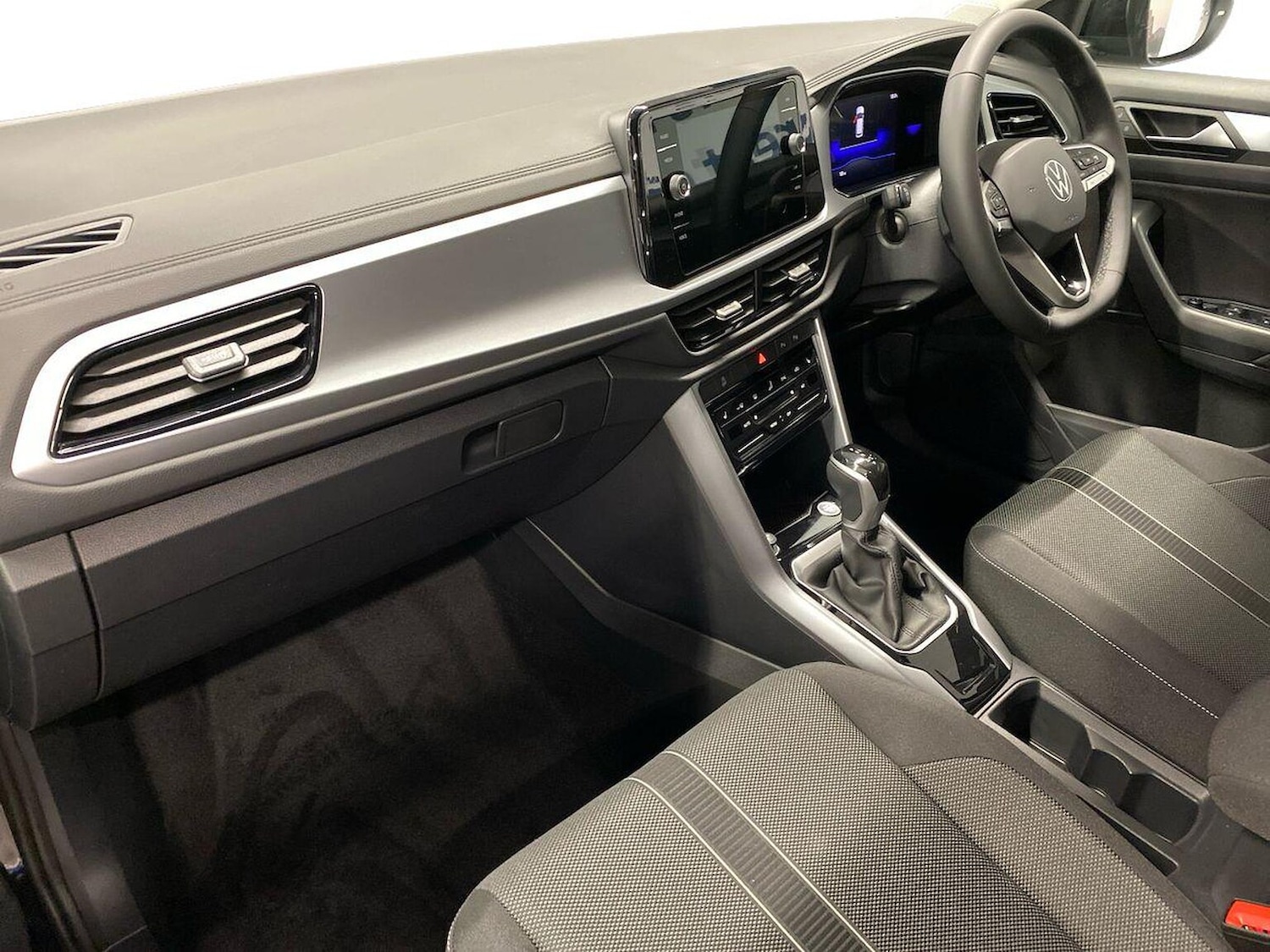 Used Volkswagen T-Roc 2025 for sale - 76219191: Photo 7