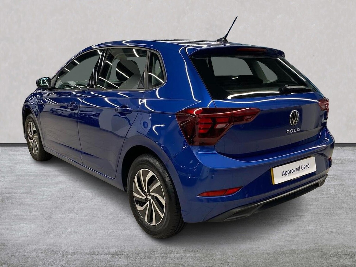 Used Volkswagen Polo 2023 for sale - 76809420: Photo 2