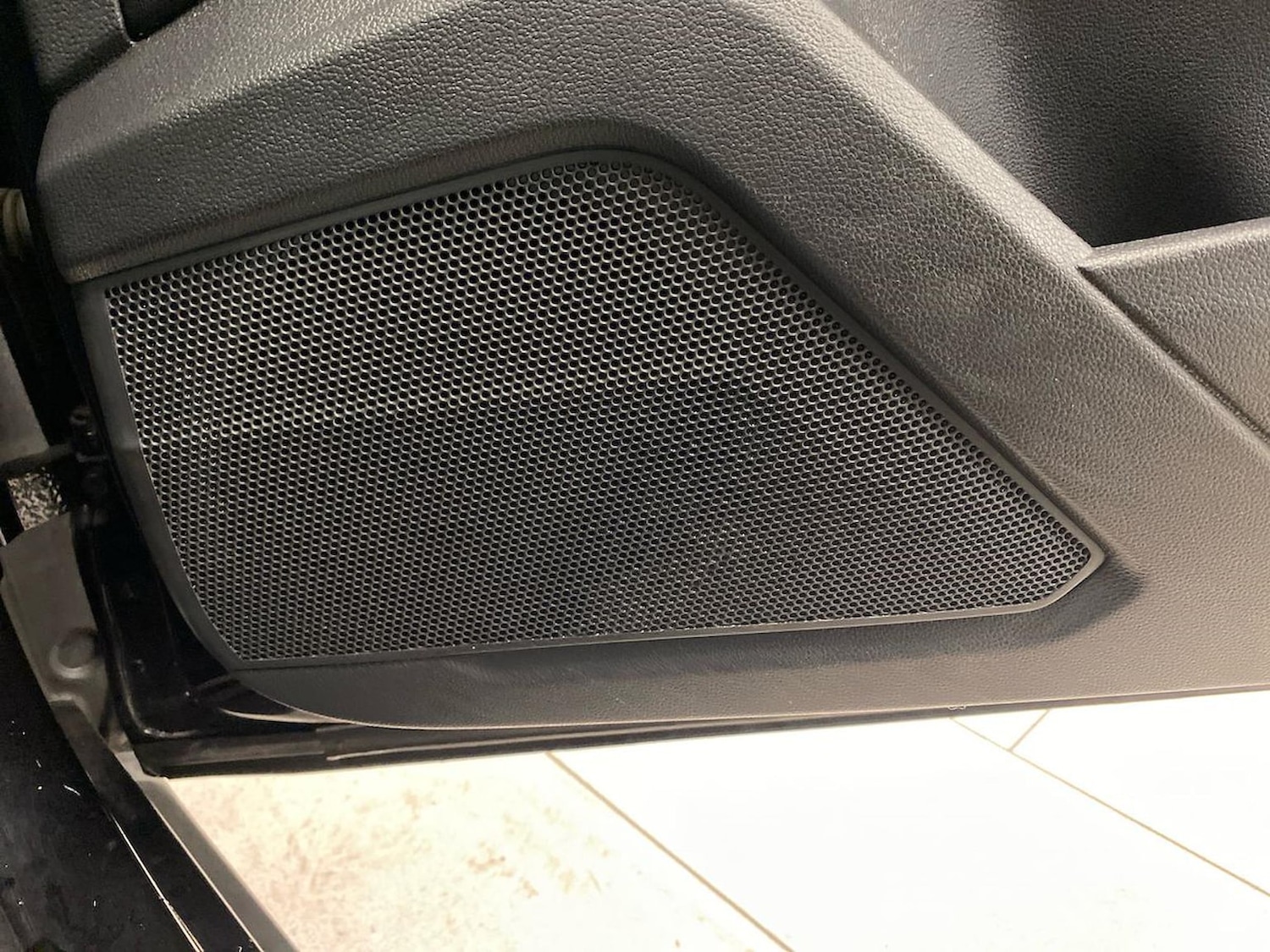 Used Volkswagen T-Roc 2022 for sale - 76807527: Photo 26