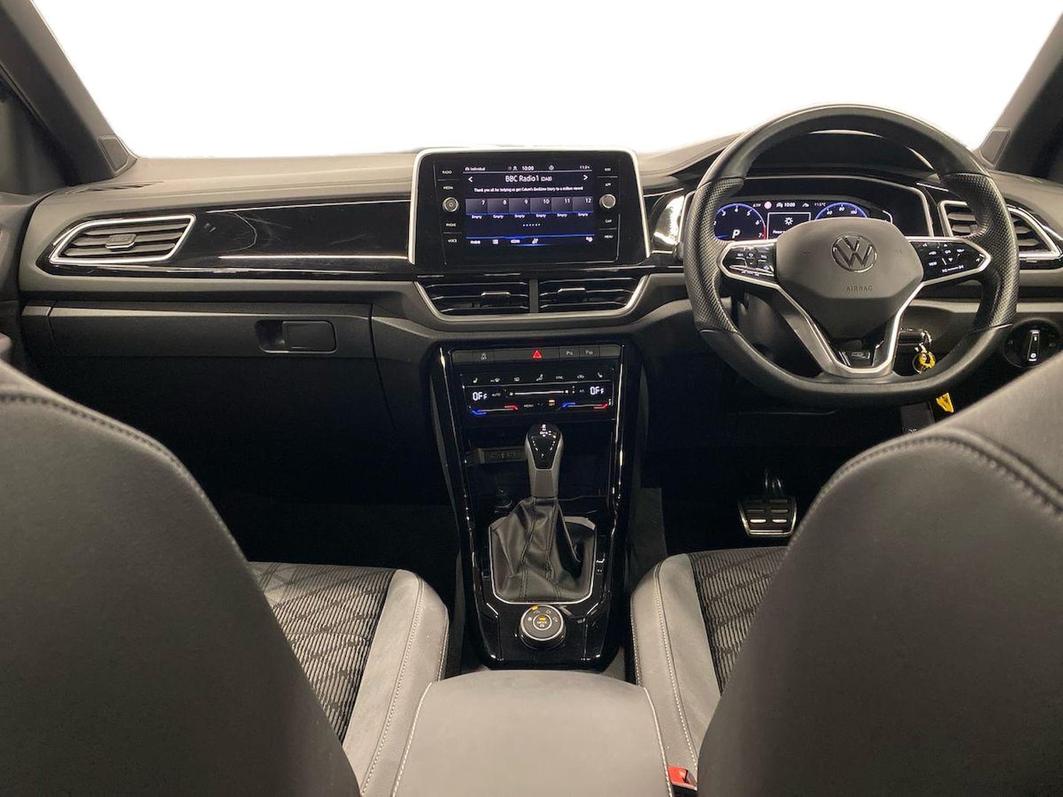 Used Volkswagen T-Roc 2022 for sale - 76807527: Photo 8