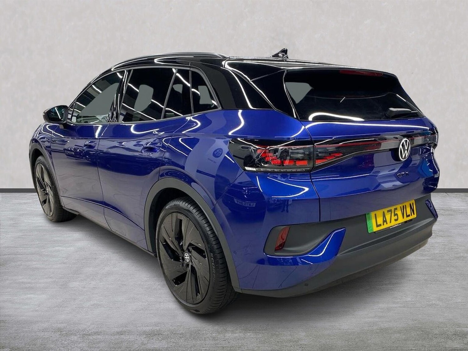 Used Volkswagen ID.4 2026 for sale - 77629326: Photo 2