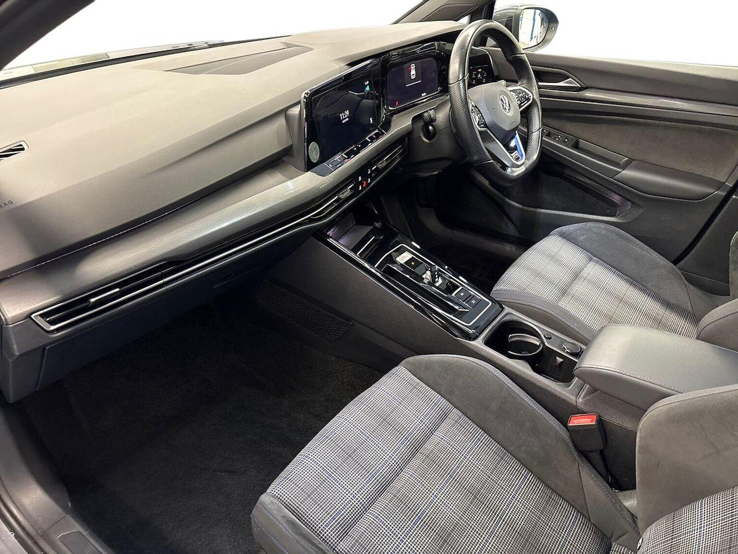 Used Volkswagen Golf 2023 for sale - 78139554: Photo 7