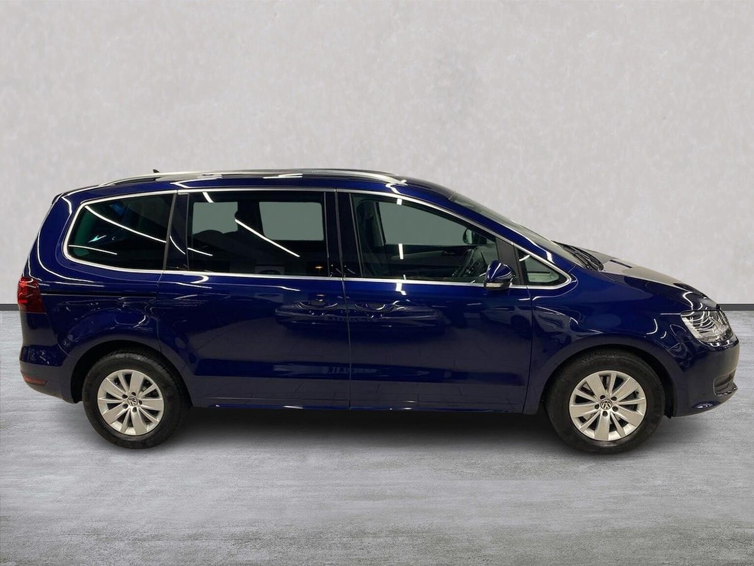 Used Volkswagen Sharan 2019 for sale - 77059819: Photo 5