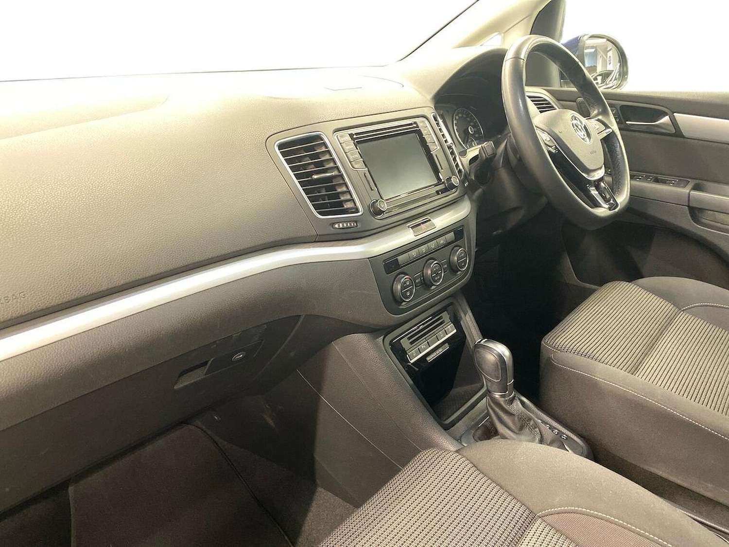 Used Volkswagen Sharan 2019 for sale - 77059819: Photo 9