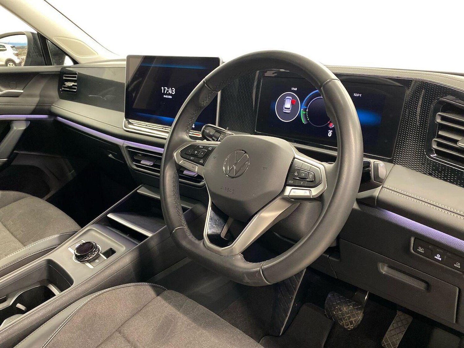 Used Volkswagen Tiguan 2025 for sale - 77946132: Photo 15