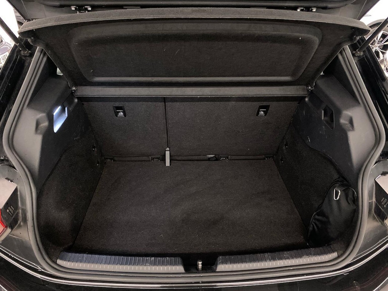 Used Volkswagen ID.3 2021 for sale - 76605600: Photo 17