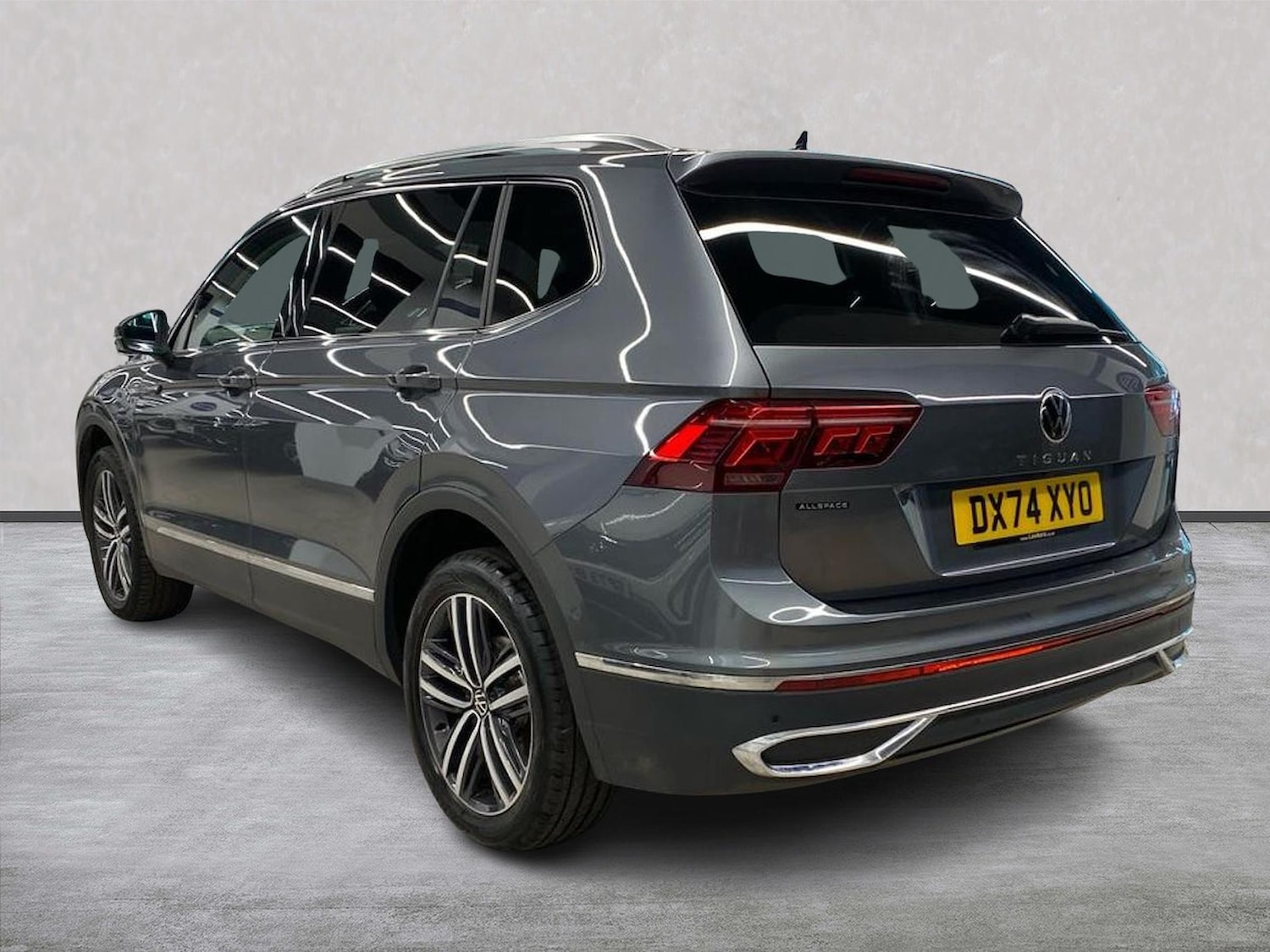 Used Volkswagen Tiguan Allspace 2024 for sale - 78194953: Photo 2