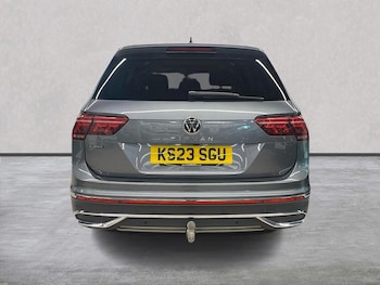 Used Volkswagen Tiguan Allspace 2023 for sale - 79551838: Photo
