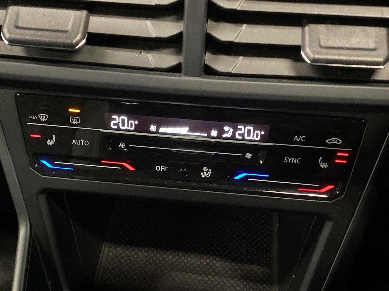 Used Volkswagen Polo 2022 for sale - 77797000: Photo 12