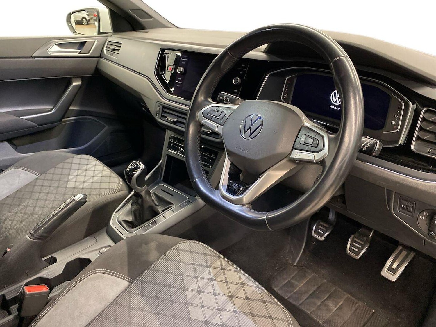 Used Volkswagen Polo 2022 for sale - 77797000: Photo 15