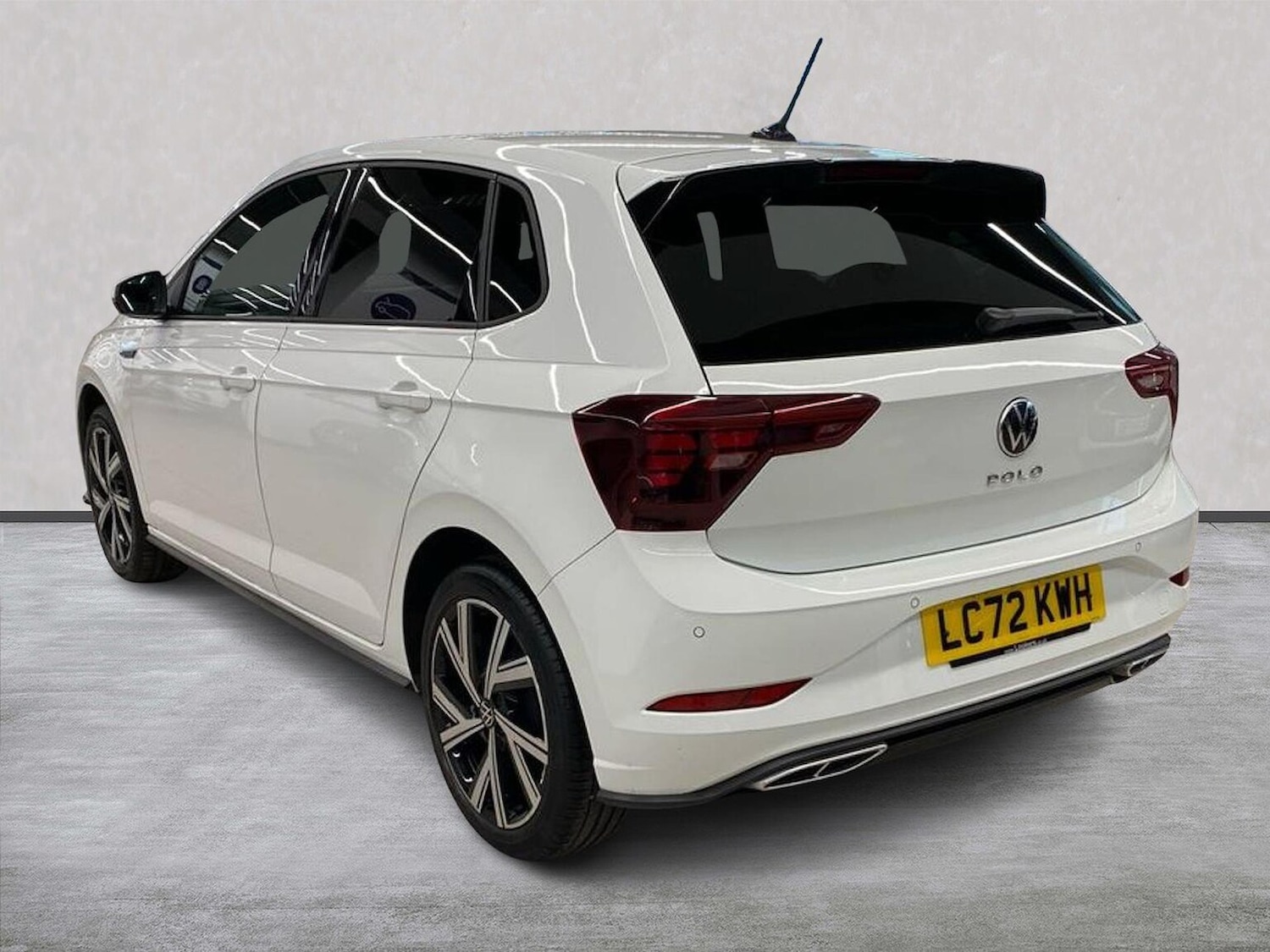 Used Volkswagen Polo 2022 for sale - 77797000: Photo 2