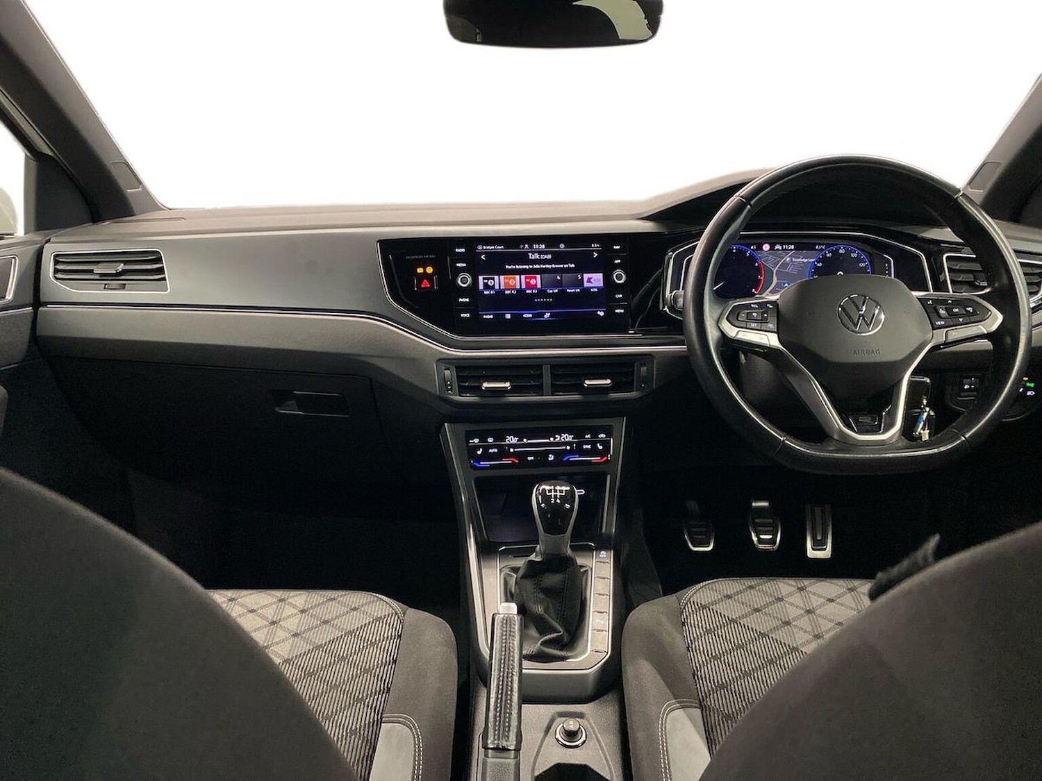 Used Volkswagen Polo 2022 for sale - 77797000: Photo 8