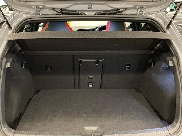 Used Volkswagen Golf 2024 for sale - 76182443: Photo 17