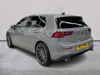 Used Volkswagen Golf 2024 for sale - 76182443: Photo 2