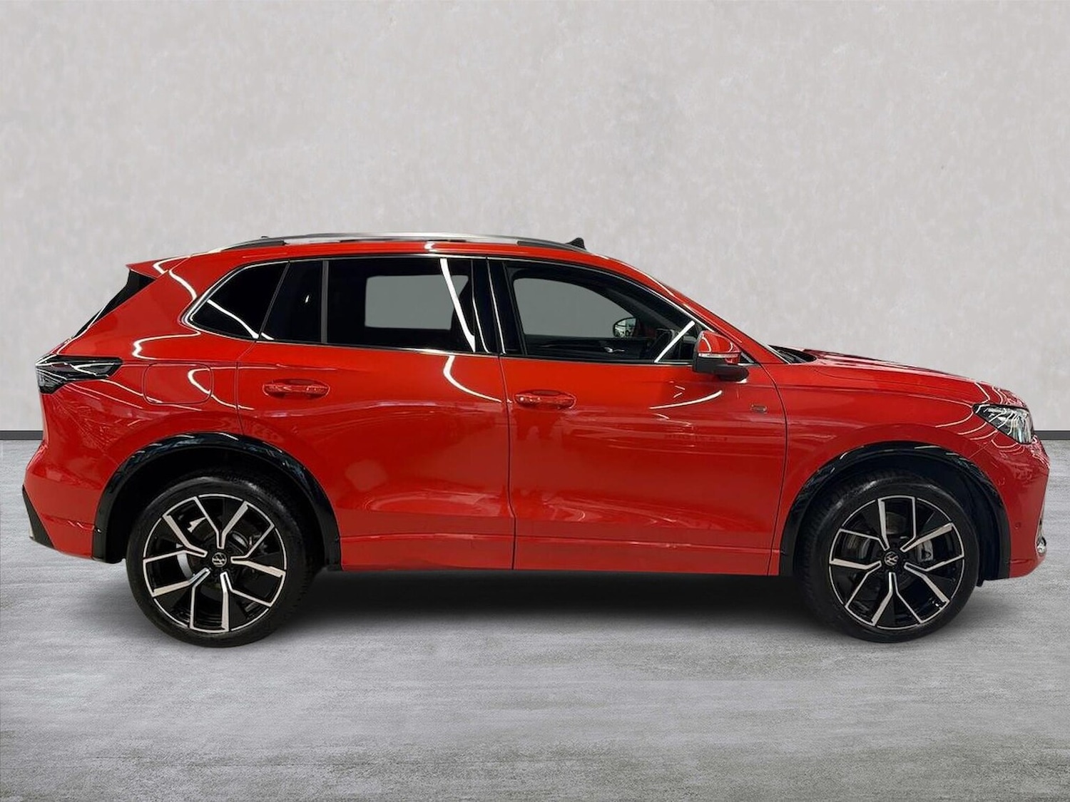 Used Volkswagen Tiguan 2025 for sale - 78195257: Photo 3