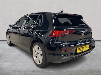 Used Volkswagen Golf 2024 for sale - 76736708: Photo