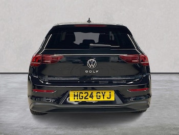 Used Volkswagen Golf 2024 for sale - 76736708: Photo