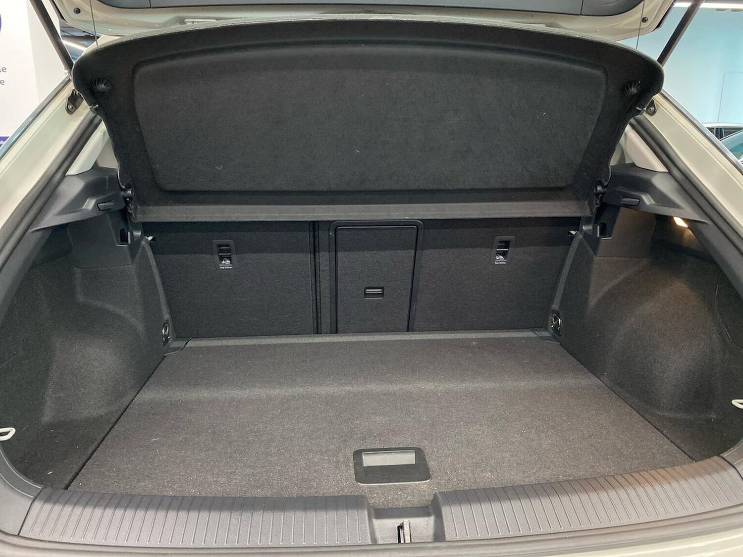 Used Volkswagen T-Roc 2023 for sale - 78195283: Photo 17