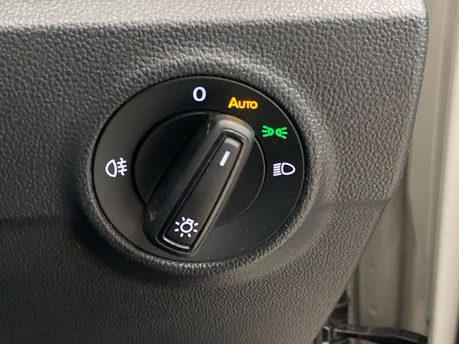 Used Volkswagen T-Roc 2023 for sale - 78195283: Photo 23