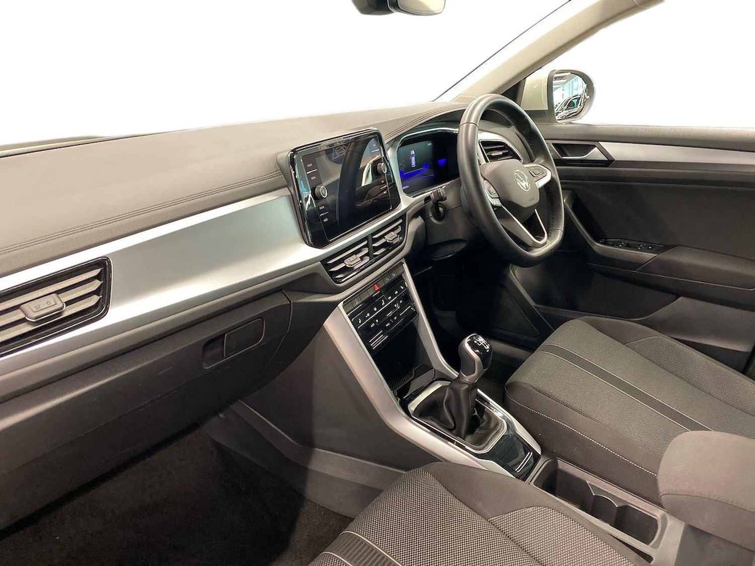 Used Volkswagen T-Roc 2023 for sale - 78195283: Photo 7