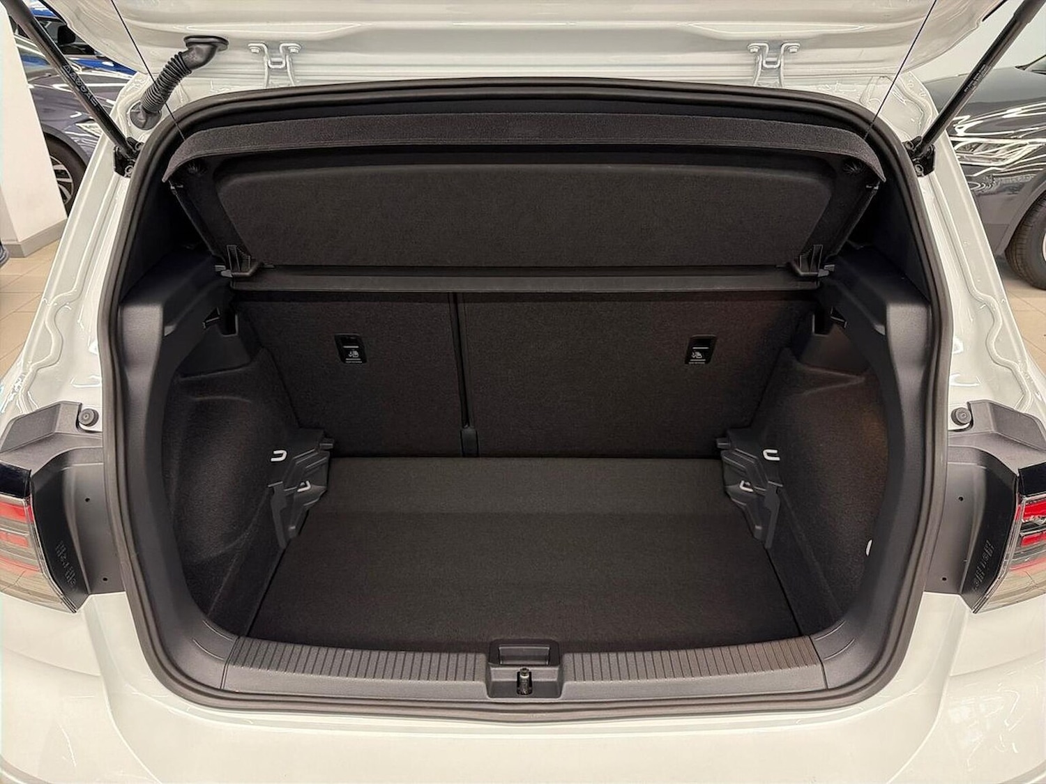 Used Volkswagen T-Cross 2025 for sale - 77555292: Photo 17