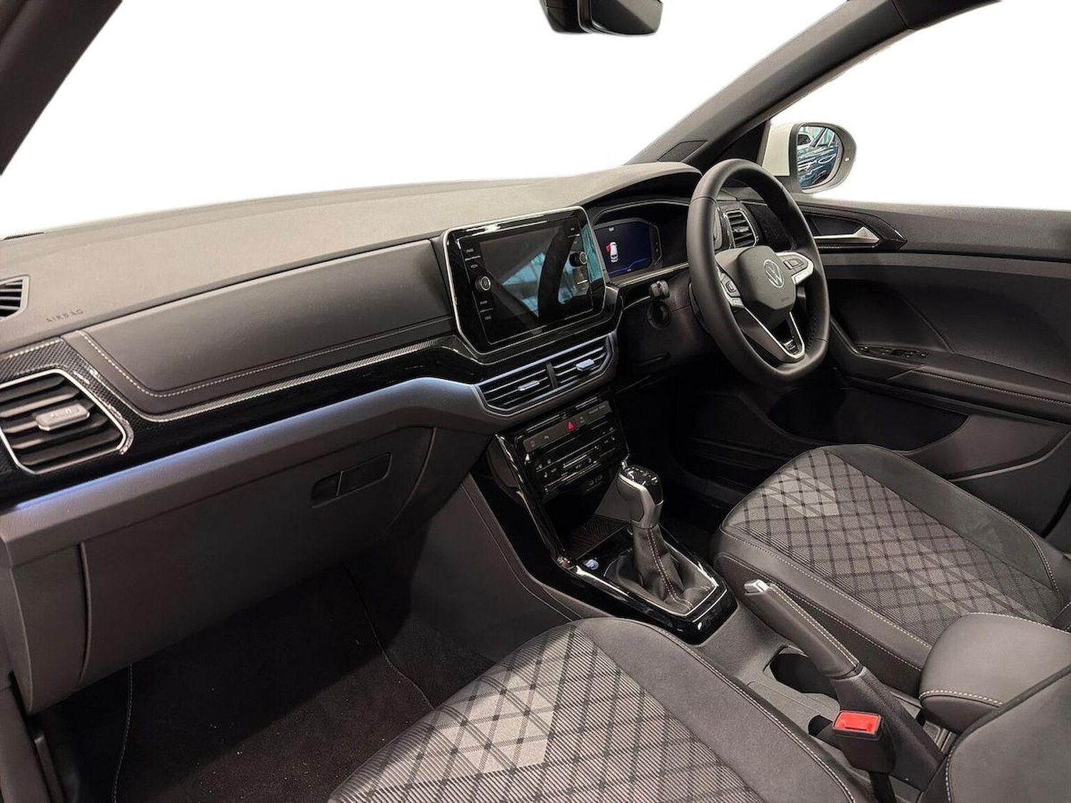 Used Volkswagen T-Cross 2025 for sale - 77555292: Photo 7