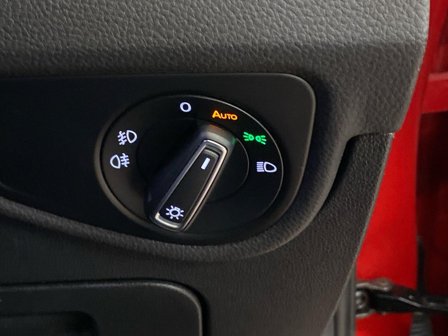 Used Volkswagen Touran 2023 for sale - 76543004: Photo 24