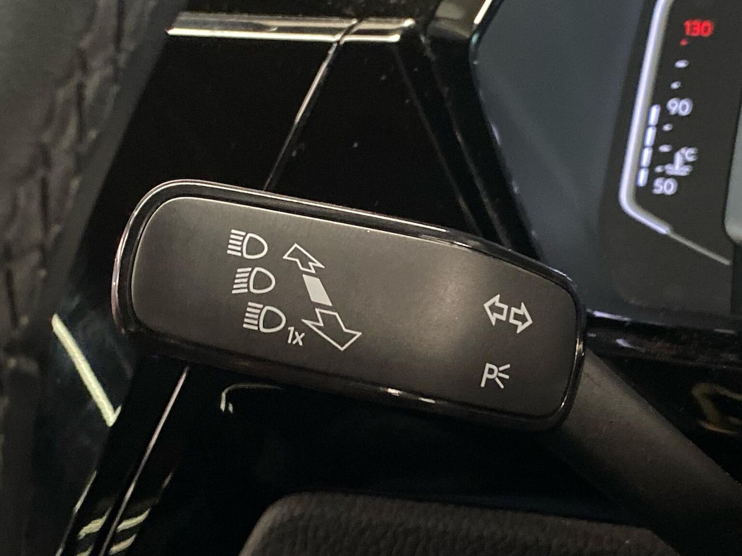 Used Volkswagen Touran 2023 for sale - 76543004: Photo 28