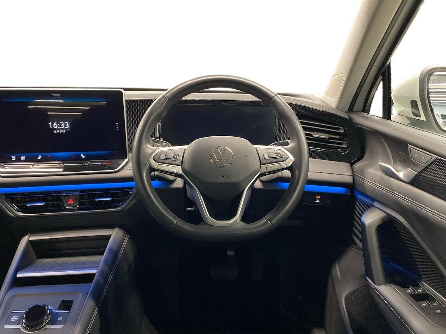 Used Volkswagen Tiguan 2024 for sale - 76735613: Photo 9