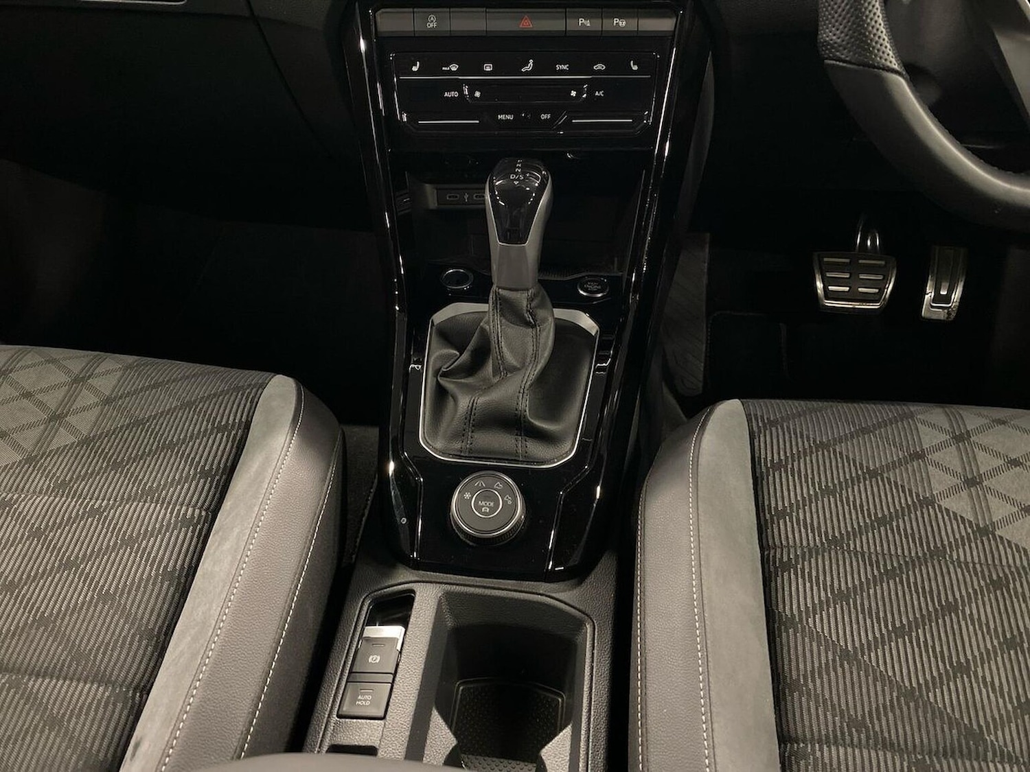 Used Volkswagen T-Roc 2022 for sale - 77003646: Photo 15