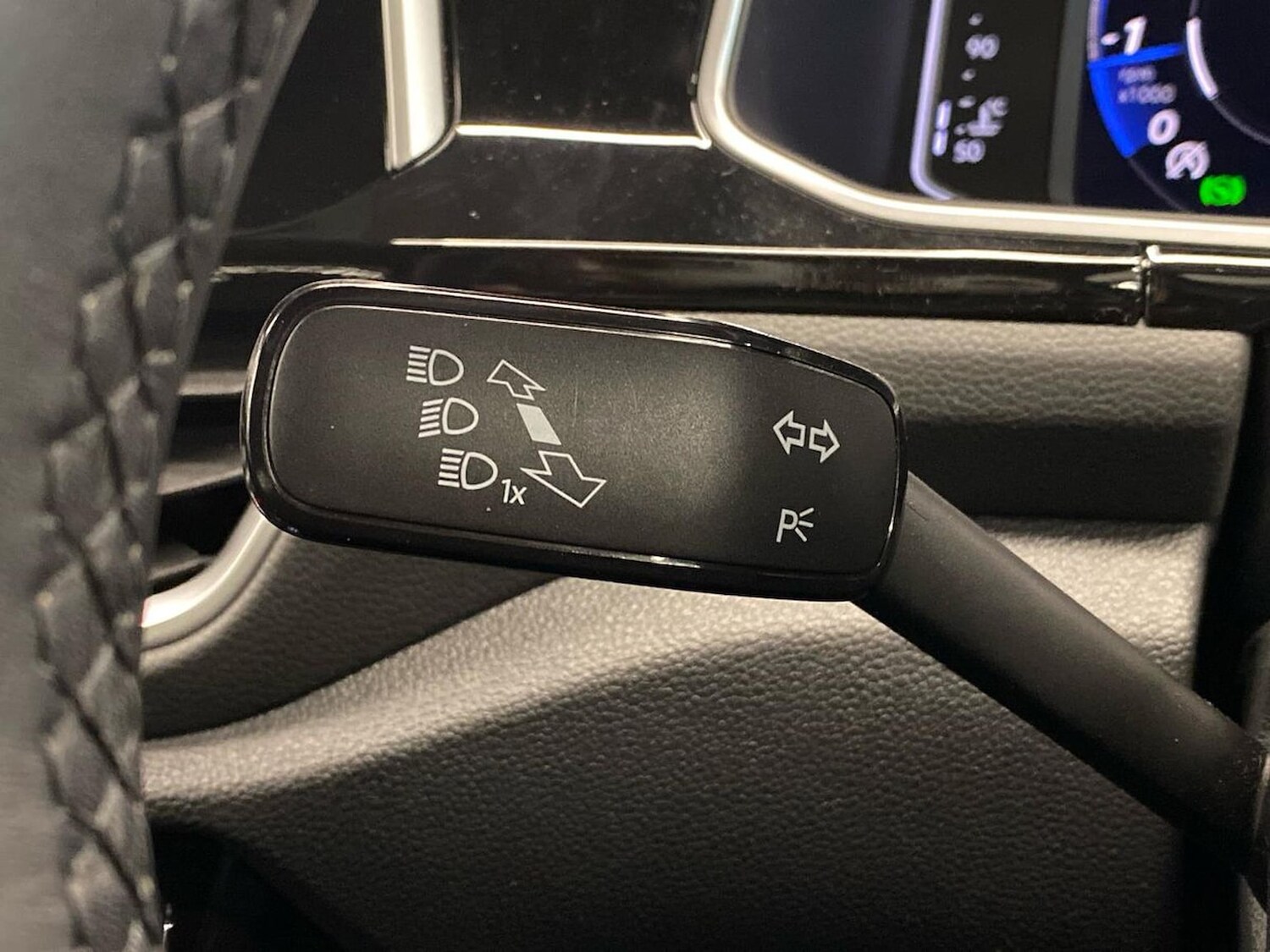 Used Volkswagen T-Roc 2022 for sale - 77003646: Photo 31