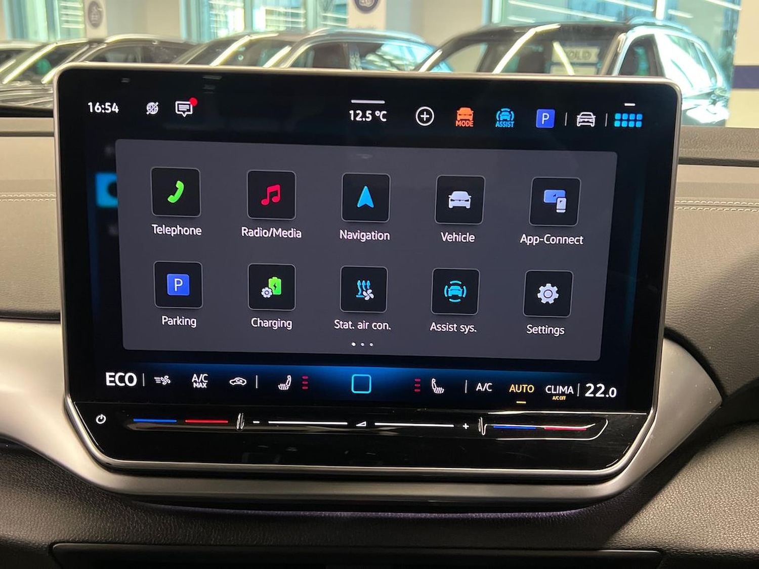 Used Volkswagen ID.4 2024 for sale - 77931702: Photo 11