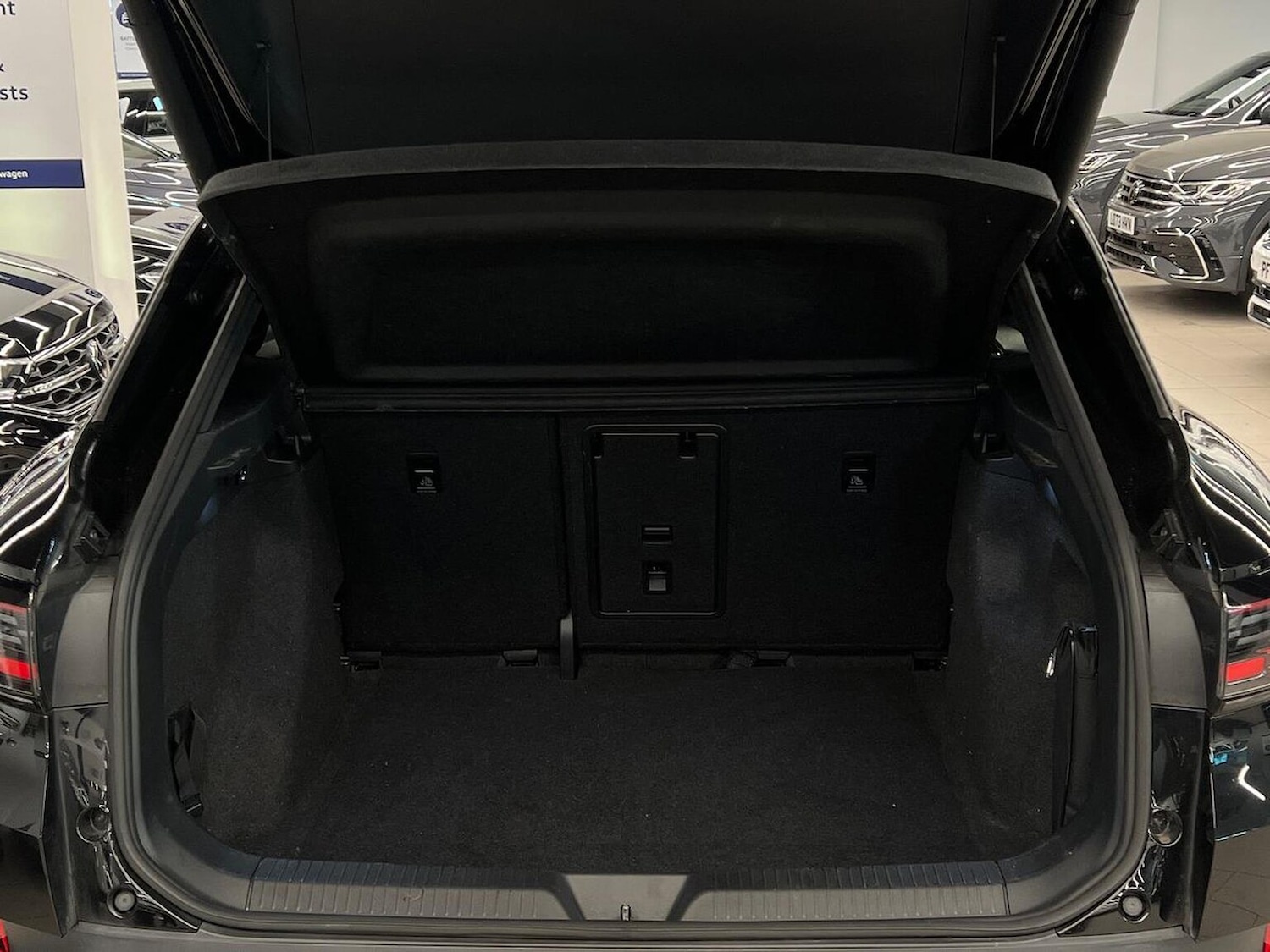 Used Volkswagen ID.4 2024 for sale - 77931702: Photo 17