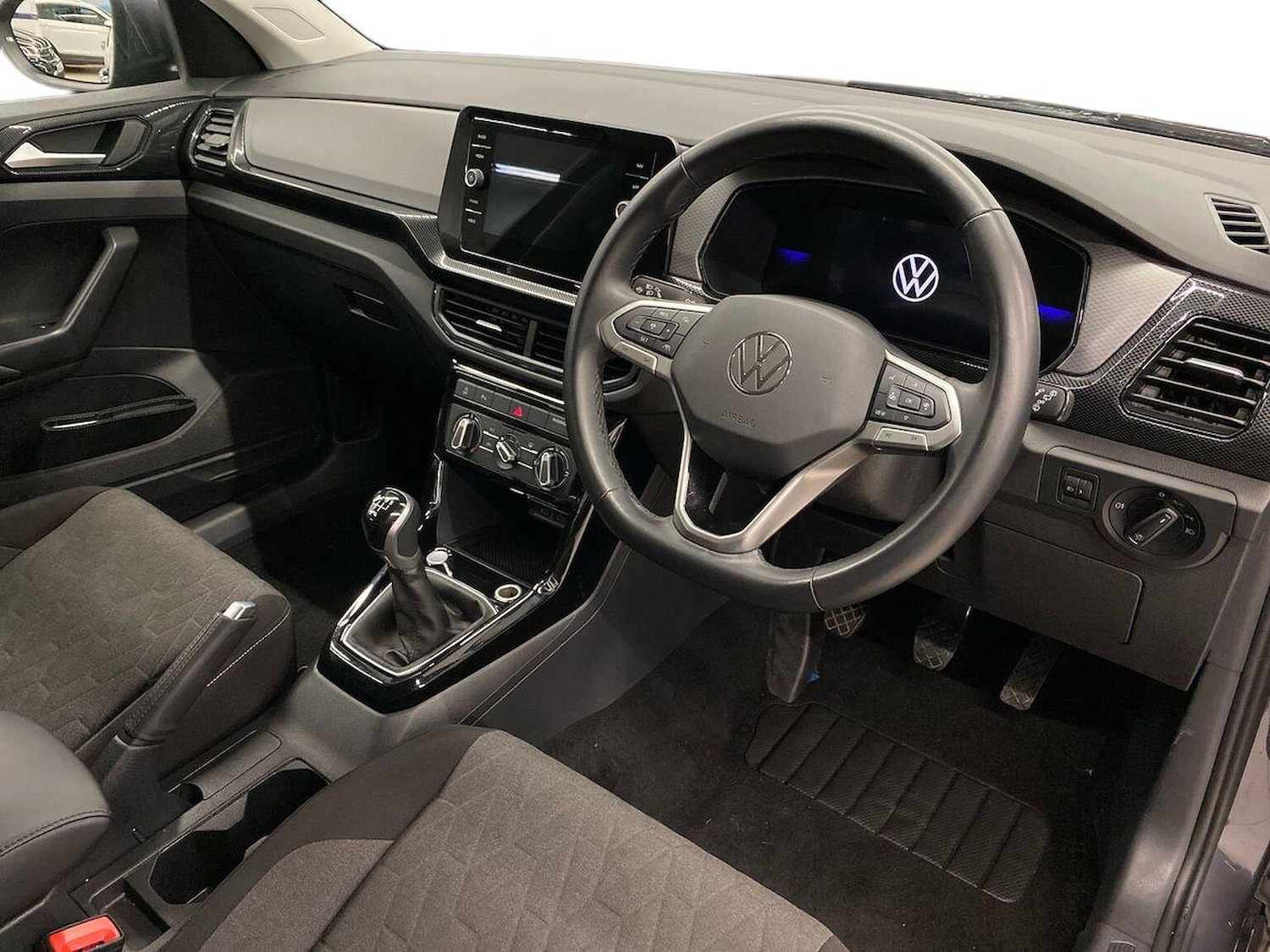 Used Volkswagen T-Cross 2024 for sale - 76637766: Photo 15