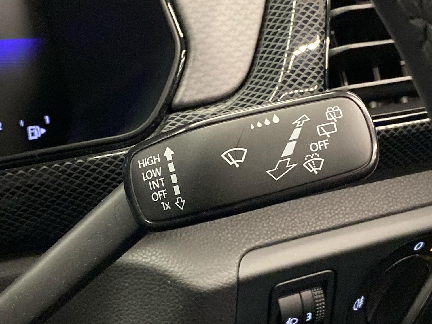 Used Volkswagen T-Cross 2024 for sale - 76637766: Photo 26