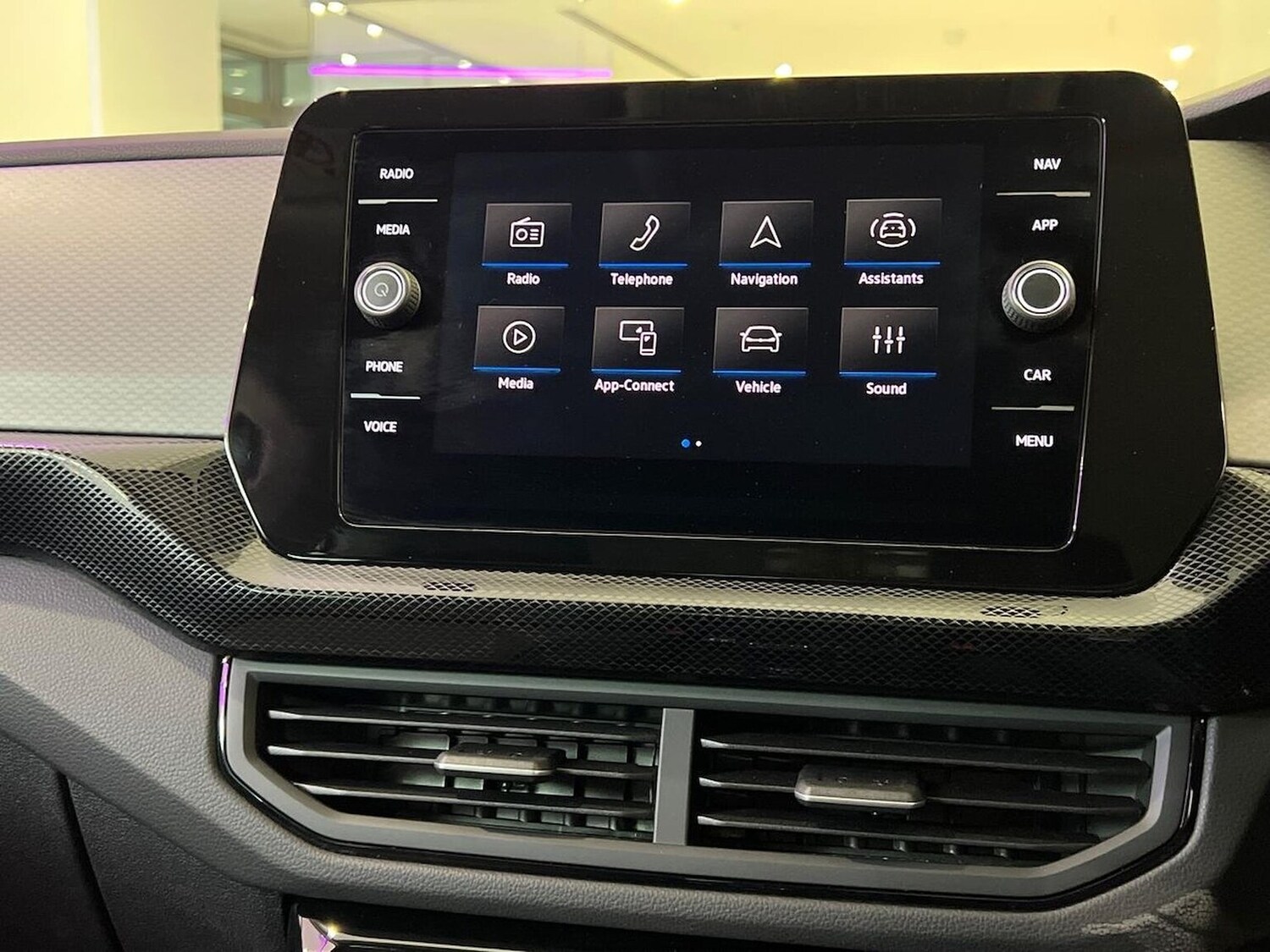 Used Volkswagen T-Cross 2025 for sale - 77916123: Photo 12