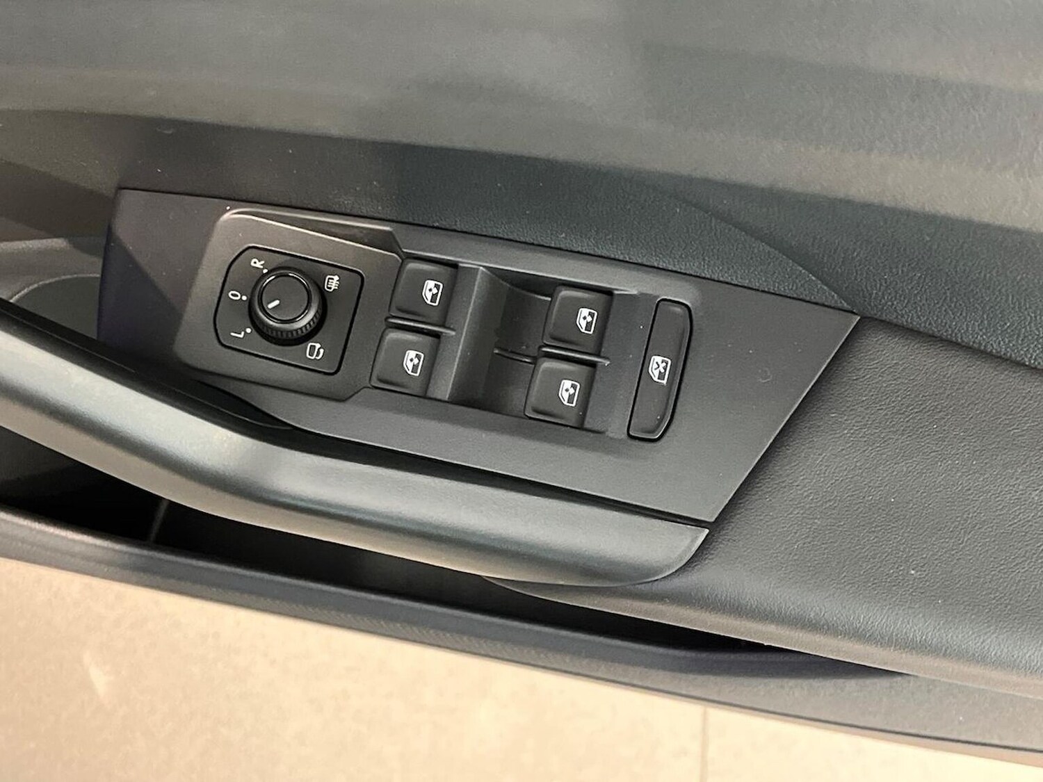 Used Volkswagen T-Cross 2025 for sale - 77916123: Photo 21