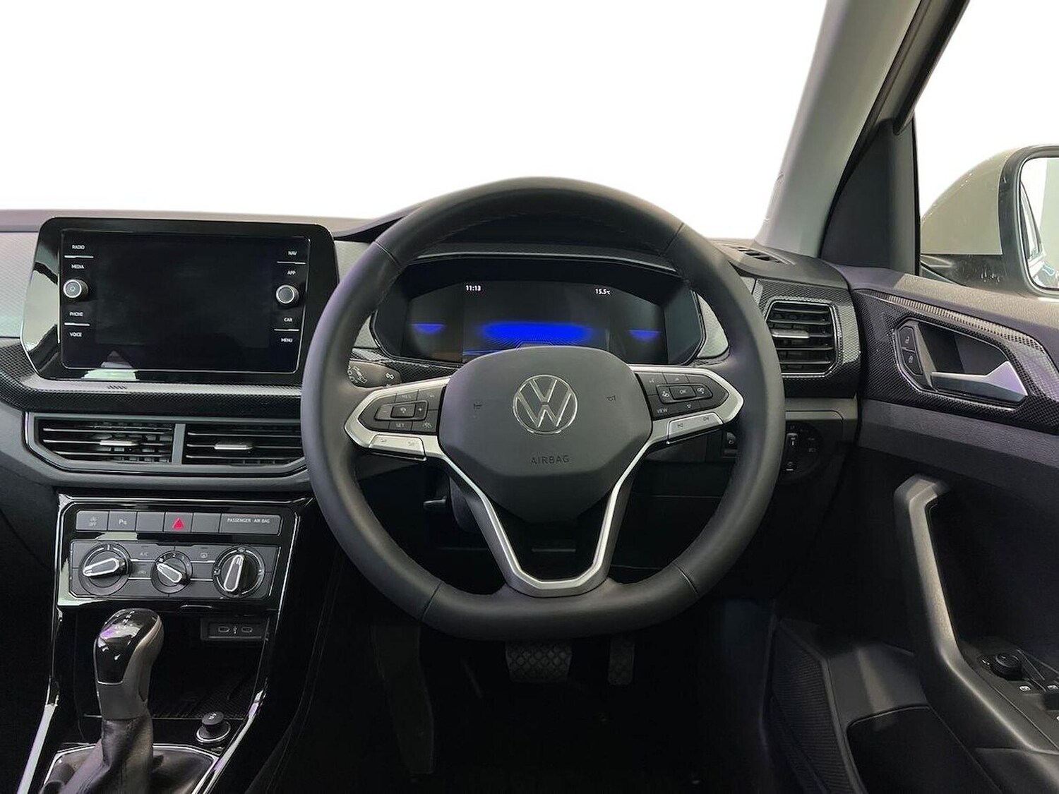 Used Volkswagen T-Cross 2025 for sale - 77916123: Photo 9