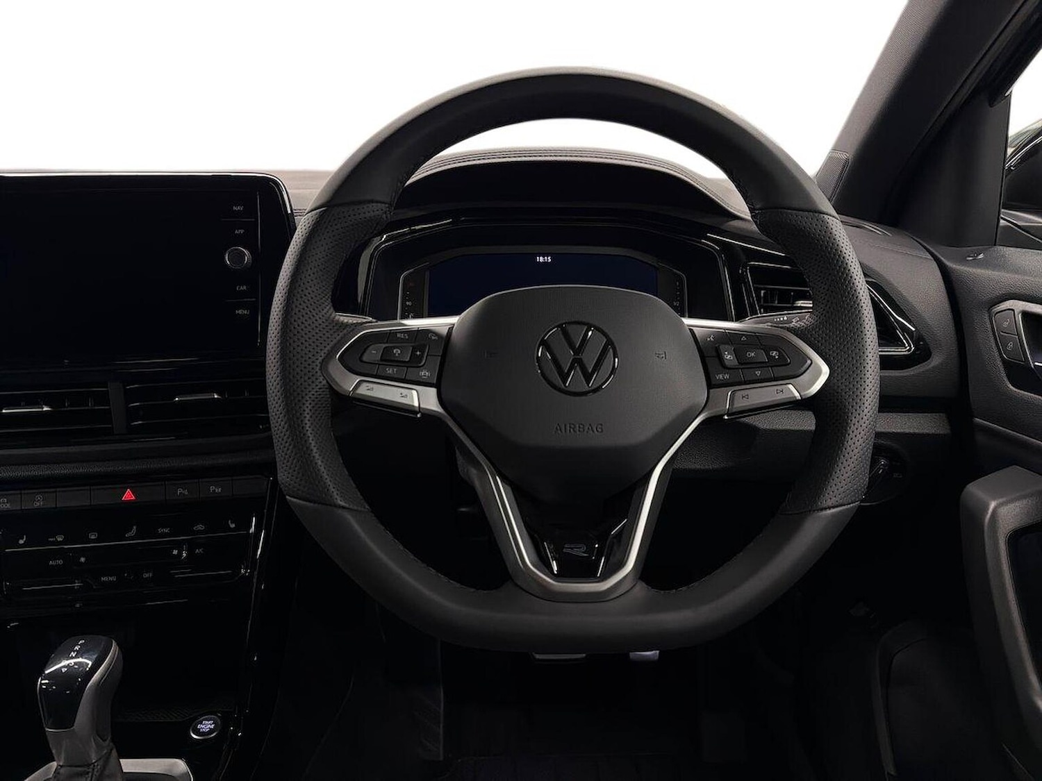 Used Volkswagen T-Roc 2025 for sale - 77090091: Photo 11