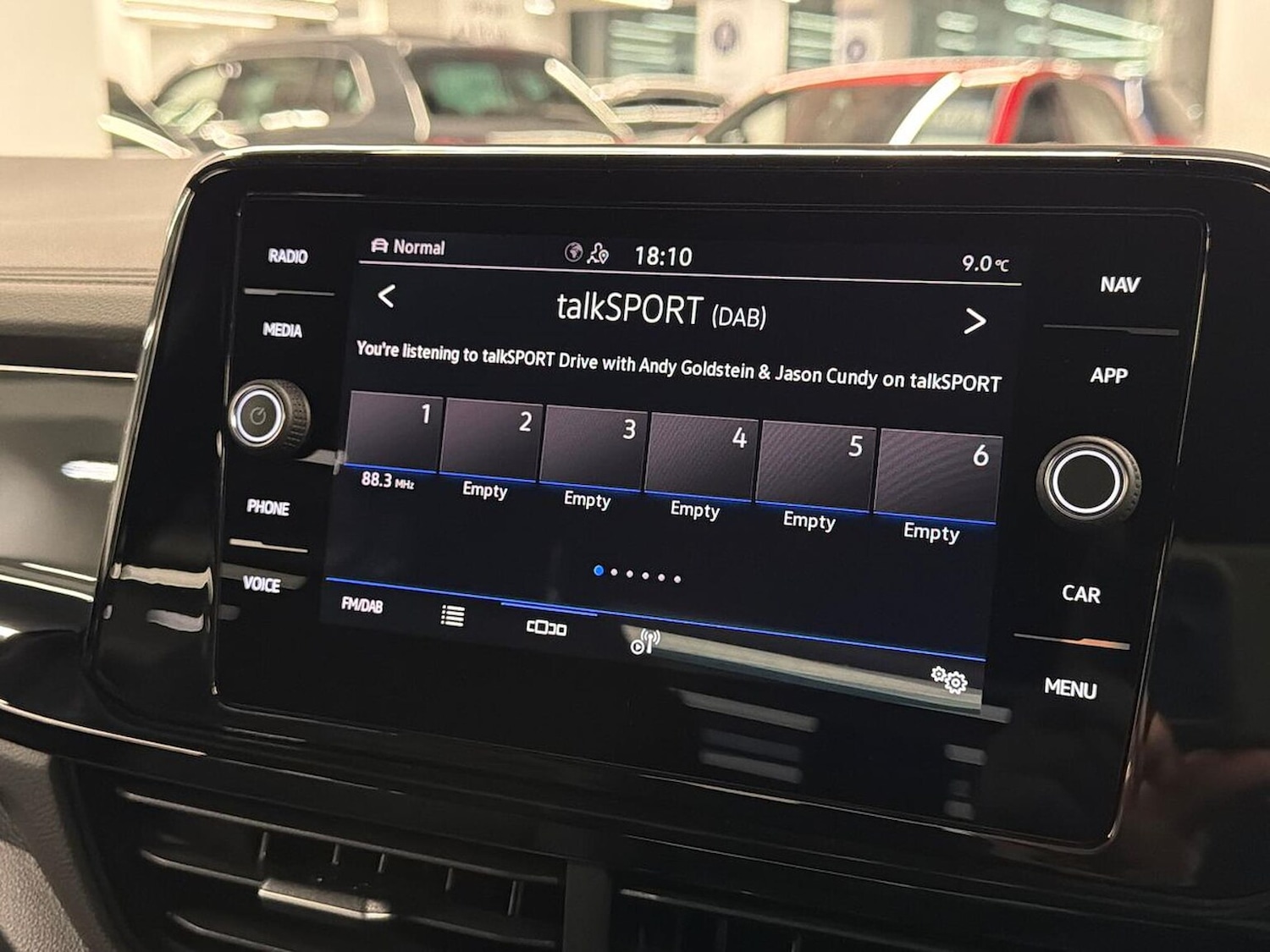 Used Volkswagen T-Roc 2025 for sale - 77090091: Photo 13