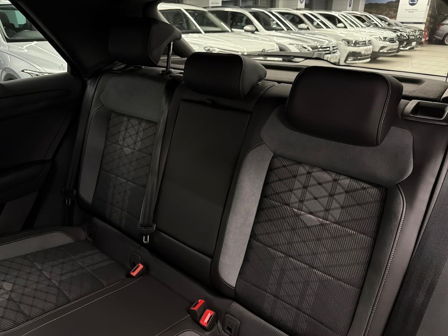 Used Volkswagen T-Roc 2025 for sale - 77090091: Photo 18