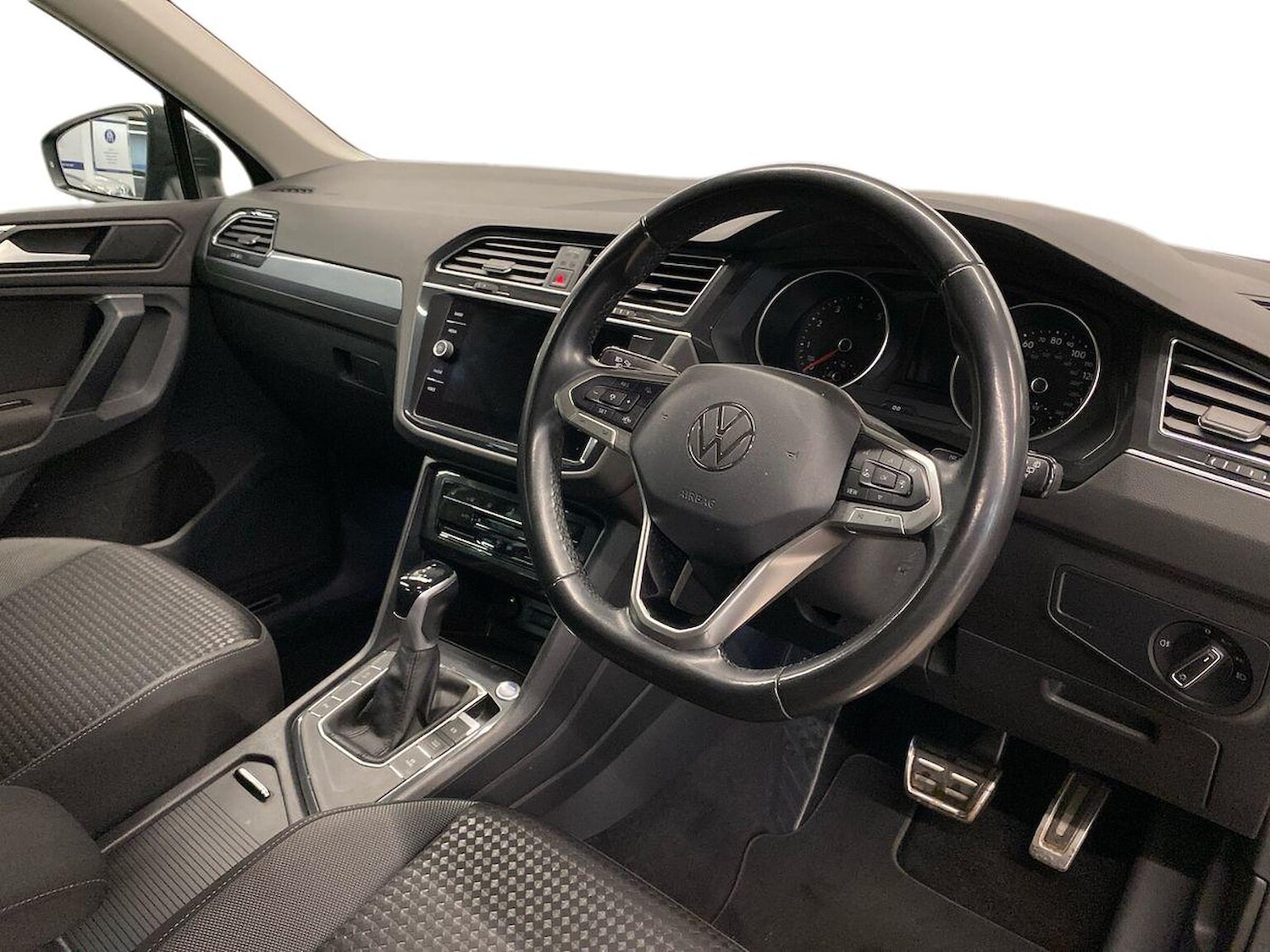 Used Volkswagen Tiguan 2022 for sale - 76182440: Photo 15