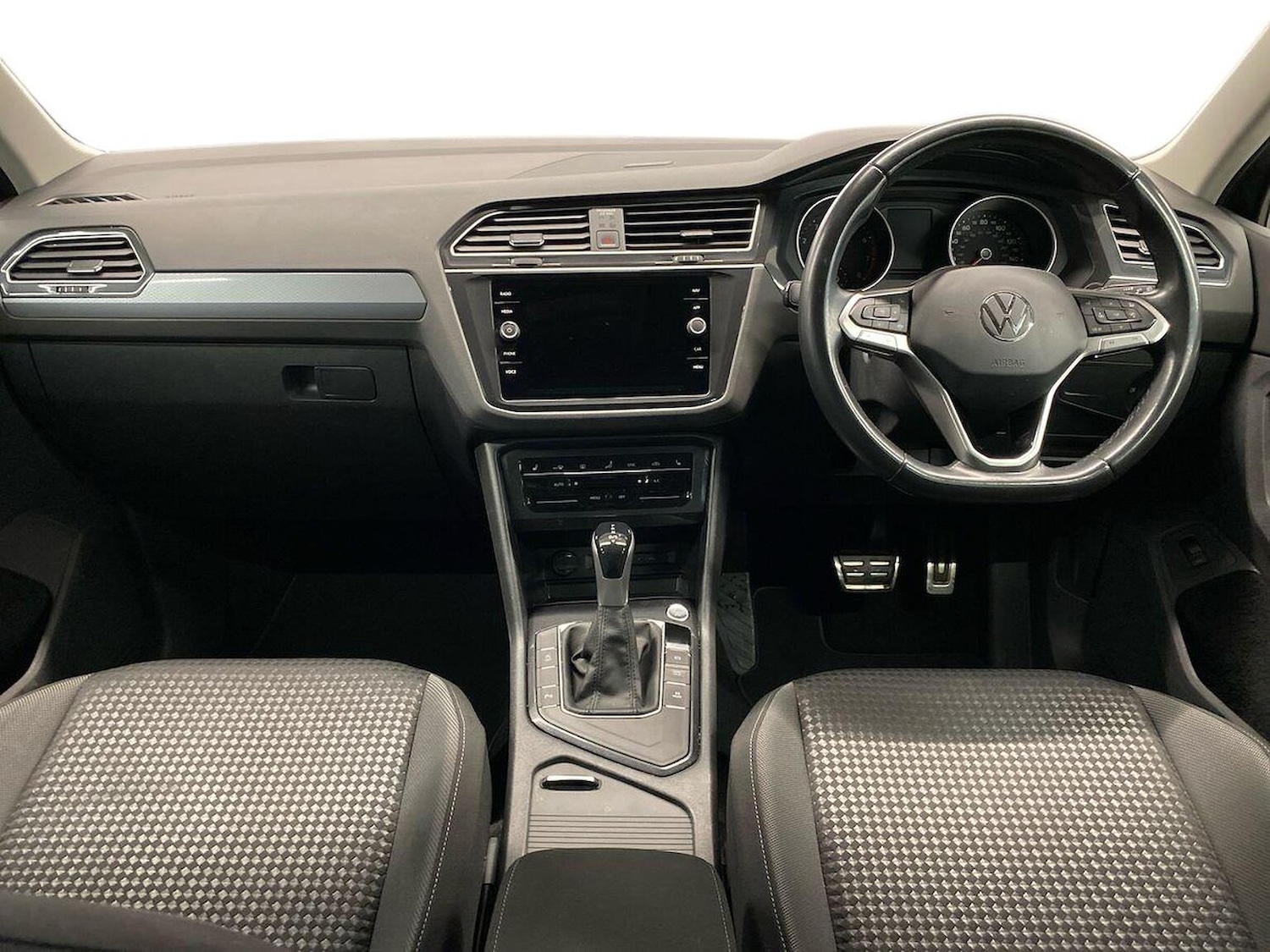 Used Volkswagen Tiguan 2022 for sale - 76182440: Photo 8