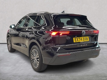 Used Volkswagen Tiguan 2024 for sale - 76694608: Photo