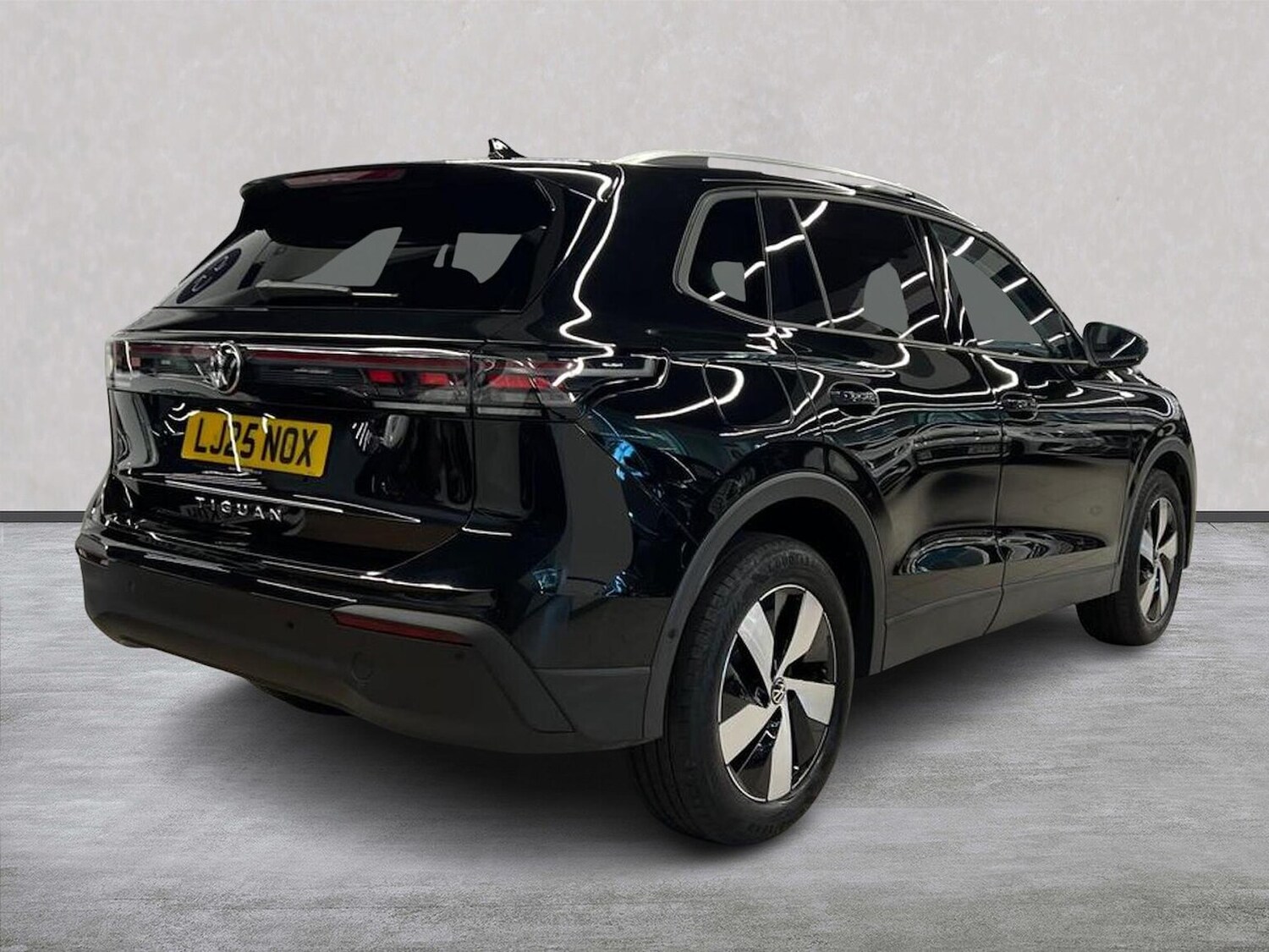 Used Volkswagen Tiguan 2025 for sale - 78195135: Photo 18