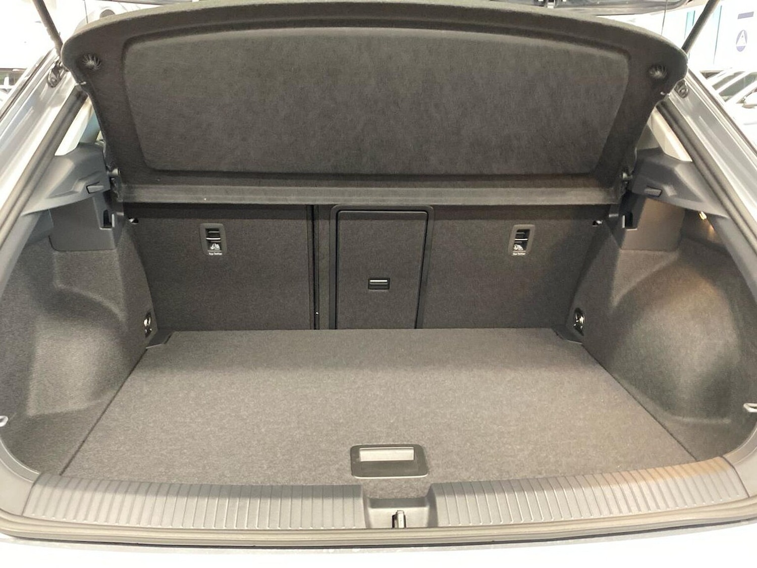 Used Volkswagen T-Roc 2025 for sale - 76219190: Photo 17