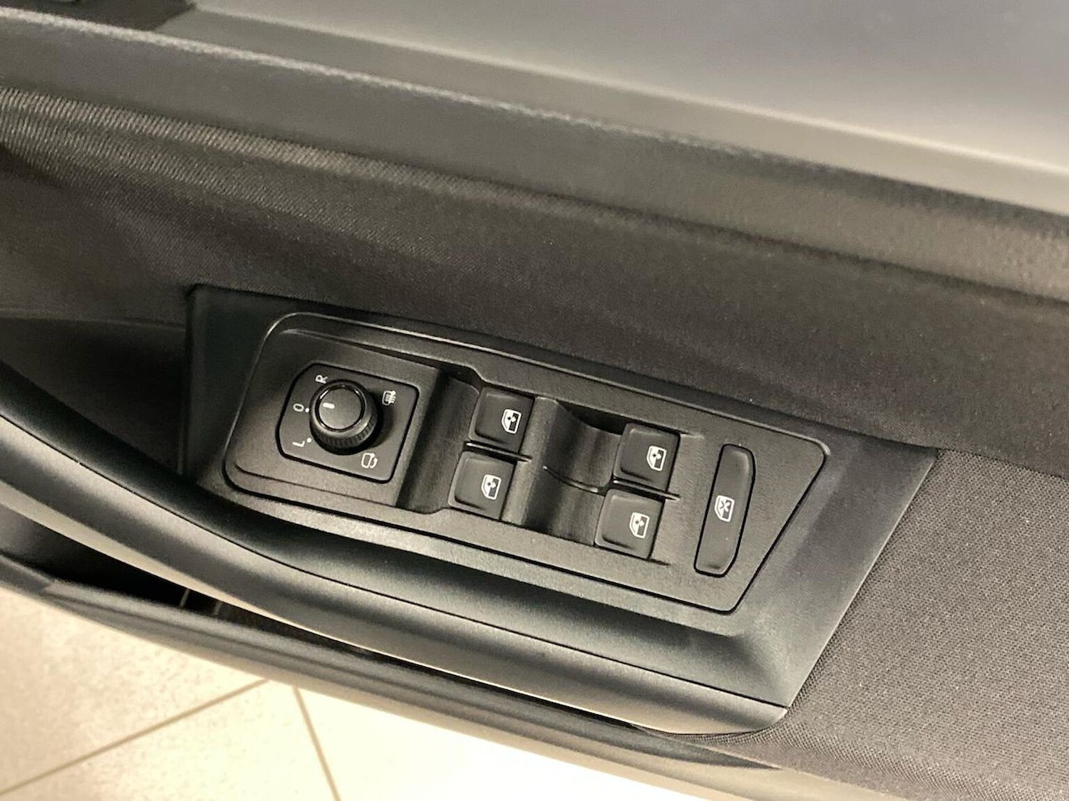 Used Volkswagen T-Roc 2025 for sale - 76219190: Photo 21