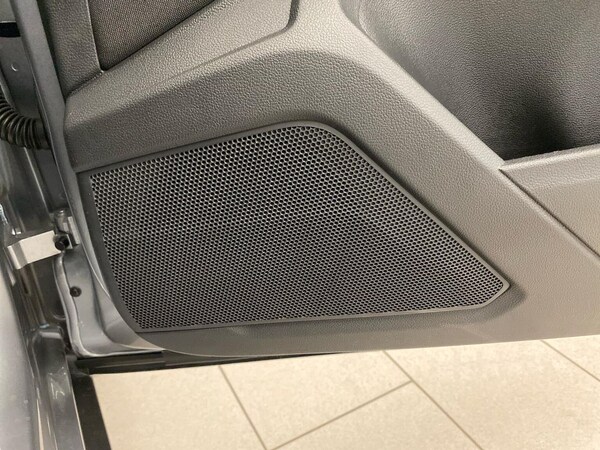 Used Volkswagen T-Roc 2025 for sale - 76219190: Photo 28